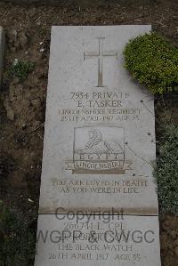 Wimereux Communal Cemetery - Tasker, E