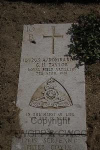 Wimereux Communal Cemetery - Taylor, George Henry