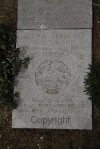 Wimereux Communal Cemetery - Taylor, Horace Edward