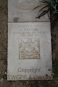 Wimereux Communal Cemetery - Taylor, James