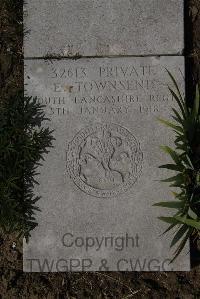 Wimereux Communal Cemetery - Townsend, E