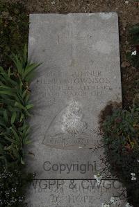 Wimereux Communal Cemetery - Townson, Henry
