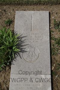 Wimereux Communal Cemetery - Trees, Walter