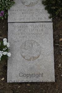 Wimereux Communal Cemetery - Troyer, W C