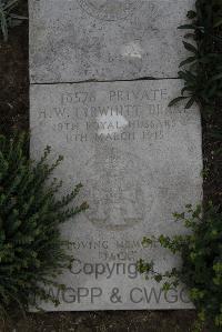 Wimereux Communal Cemetery - Tyrwhitt Drake, Herbert William