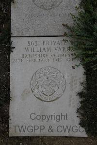 Wimereux Communal Cemetery - Vero, William