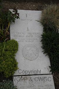 Wimereux Communal Cemetery - Vials, George Ivor
