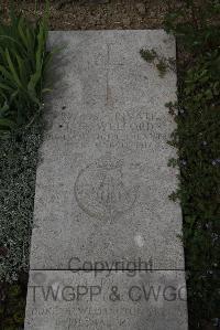 Wimereux Communal Cemetery - Welford, J H