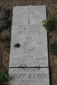 Wimereux Communal Cemetery - White, Stanley Hankin