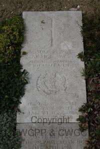 Wimereux Communal Cemetery - Wicker, Maurice