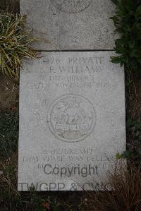 Wimereux Communal Cemetery - Williams, Sidney Fredrick