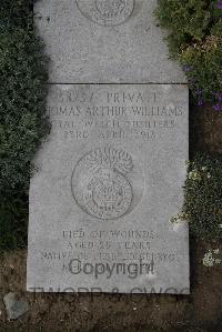 Wimereux Communal Cemetery - Williams, Thomas Arthur