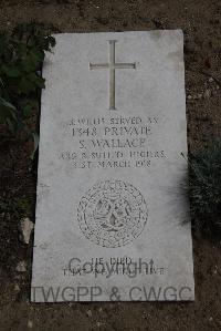 Wimereux Communal Cemetery - Willis, S