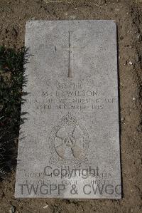 Wimereux Communal Cemetery - Wilson, Myrtle Elizabeth