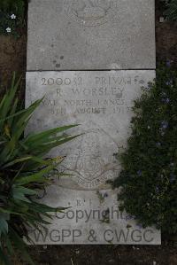 Wimereux Communal Cemetery - Worsley, R
