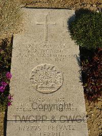 Wimereux Communal Cemetery - Wearne, Ernest John