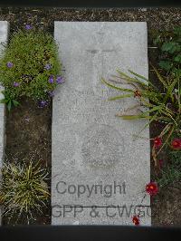 Wimereux Communal Cemetery - Webb, Lewis Henry Barnes