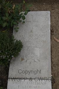 Wimereux Communal Cemetery - Young, W