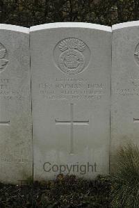 Longuenesse (St. Omer) Souvenir Cemetery - Chapman, Herbert Foster
