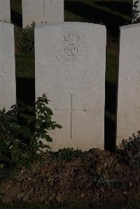 Terlincthun British Cemetery Wimille - Beer, Samuel John
