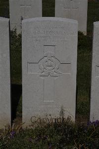 Terlincthun British Cemetery Wimille - Bell, Francis Leonard