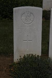 Terlincthun British Cemetery Wimille - Bell, Robert