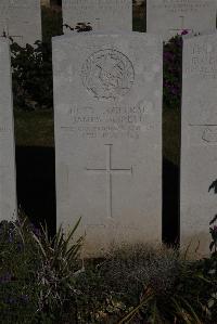 Terlincthun British Cemetery Wimille - Birrell, James