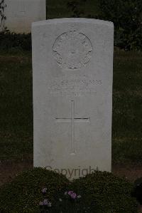Terlincthun British Cemetery Wimille - Brown, J W