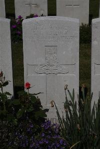 Terlincthun British Cemetery Wimille - Bullock, Ernest Frederick