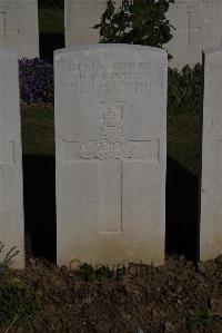 Terlincthun British Cemetery Wimille - Burton, Robert Hugh