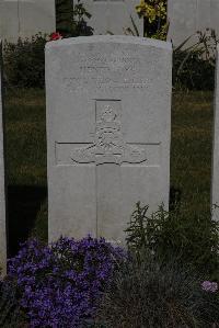 Terlincthun British Cemetery Wimille - Bye, Henry