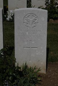 Terlincthun British Cemetery Wimille - Carlile, George H. P.