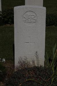Terlincthun British Cemetery Wimille - Casper, James