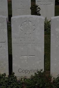Terlincthun British Cemetery Wimille - Coe, F L