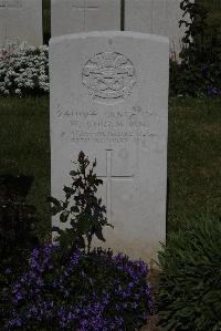 Terlincthun British Cemetery Wimille - Coram, W
