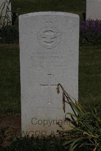 Terlincthun British Cemetery Wimille - Coughtrey, Frank