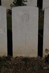 Terlincthun British Cemetery Wimille - Creasey, Ernest William