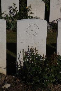 Terlincthun British Cemetery Wimille - Creighton, Sydney Raymond