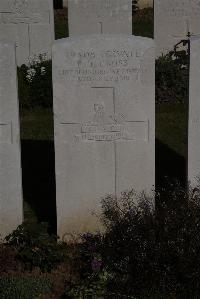 Terlincthun British Cemetery Wimille - Cross, F T