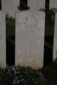 Terlincthun British Cemetery Wimille - Dalton, T