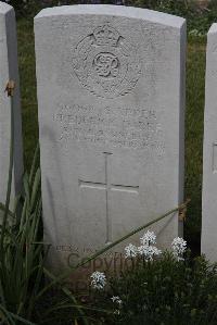 Terlincthun British Cemetery Wimille - Darke, Frederick
