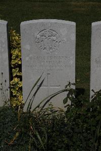 Terlincthun British Cemetery Wimille - Darragh, T