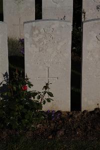 Terlincthun British Cemetery Wimille - Davidson, Robert Christopher
