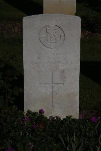 Terlincthun British Cemetery Wimille - Davies, B L