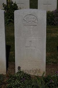 Terlincthun British Cemetery Wimille - Denton, George