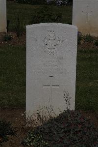 Terlincthun British Cemetery Wimille - Dewar, Frank