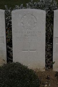 Terlincthun British Cemetery Wimille - Dorrien, J