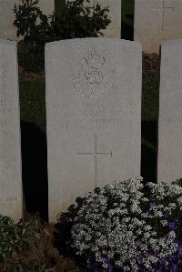 Terlincthun British Cemetery Wimille - Duncan, Angus Fraser