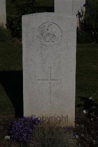 Terlincthun British Cemetery Wimille - Earle, E S