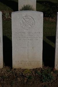 Terlincthun British Cemetery Wimille - Edwards, John Henry